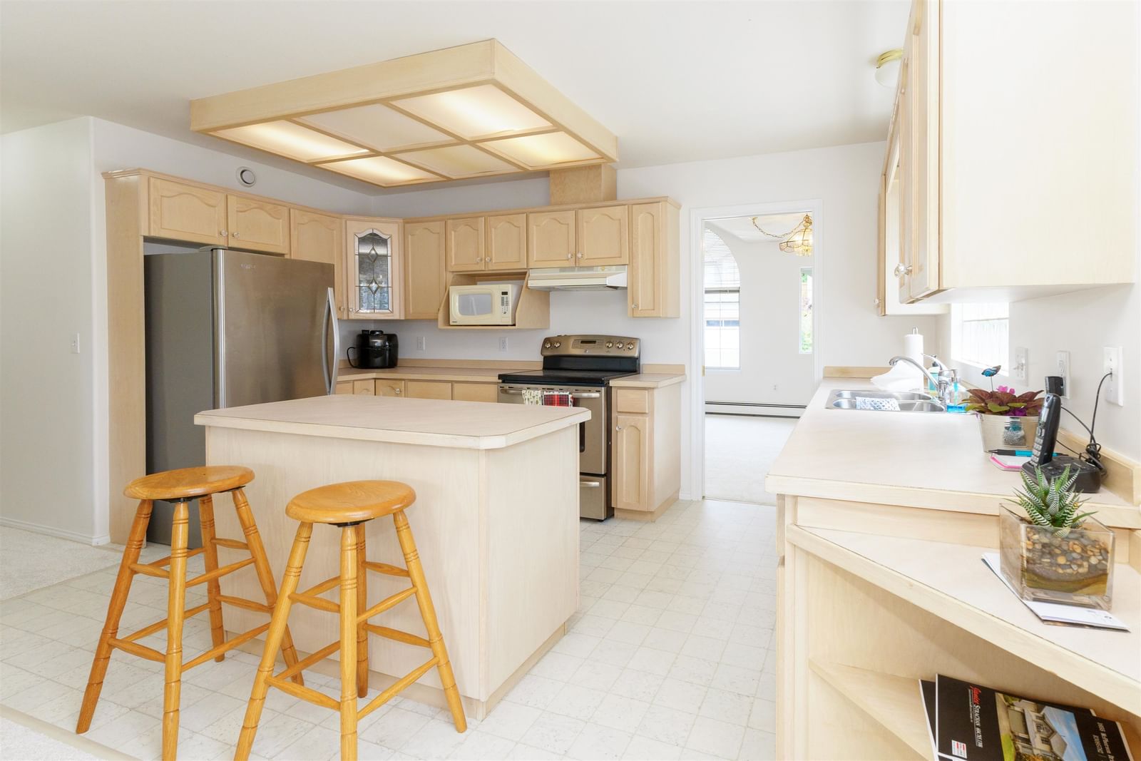 Listing Image 9