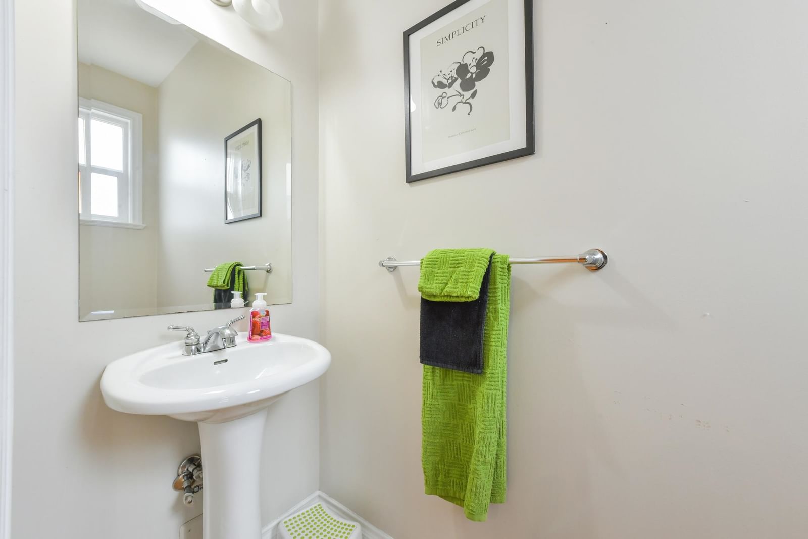 Listing Image 10