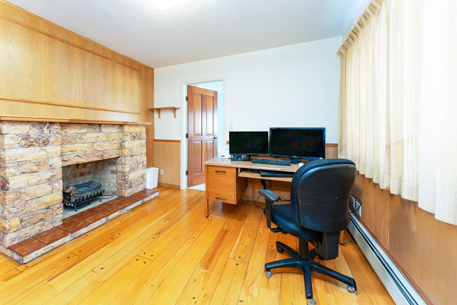 Listing Image 19