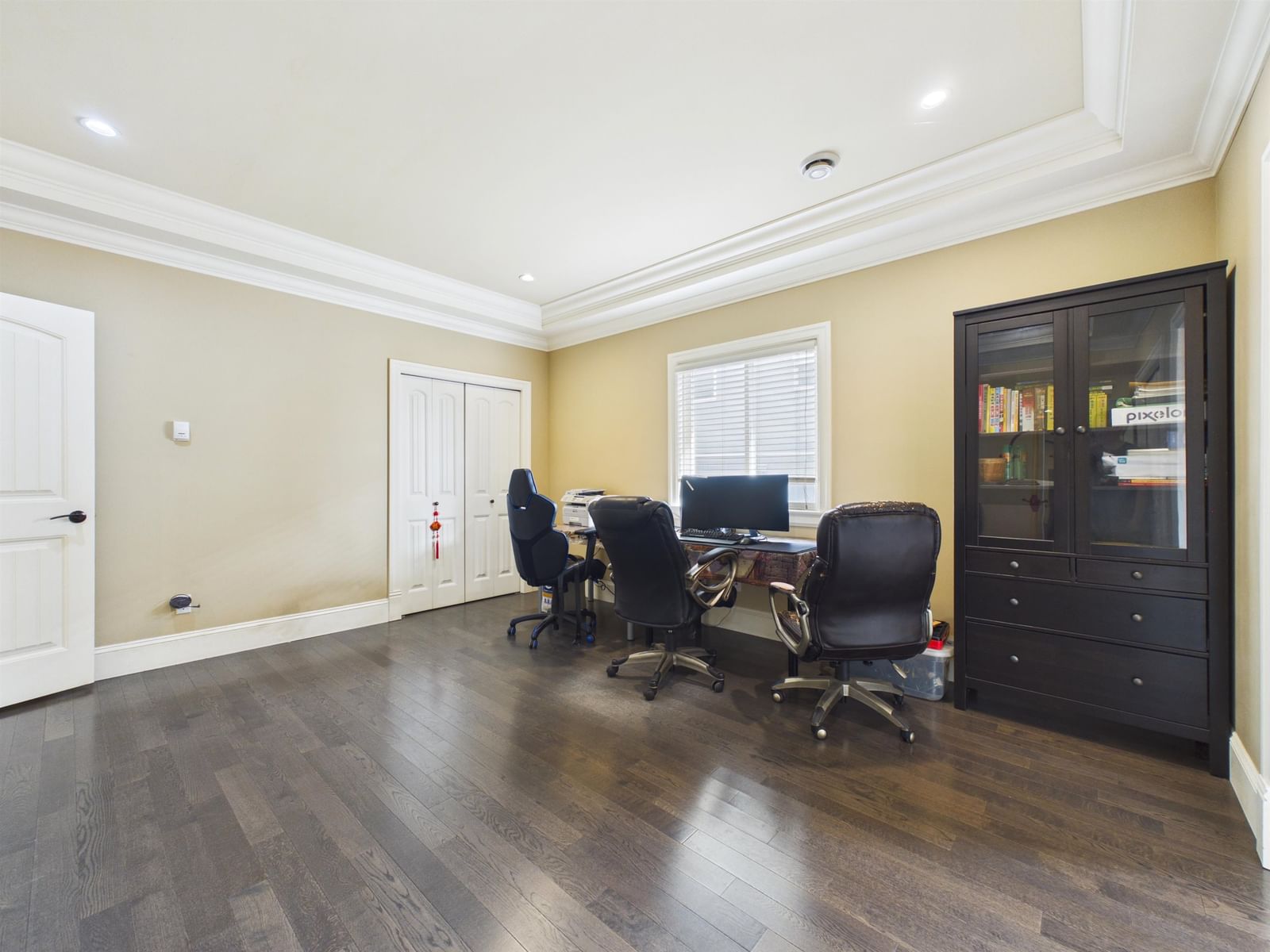 Listing Image 22