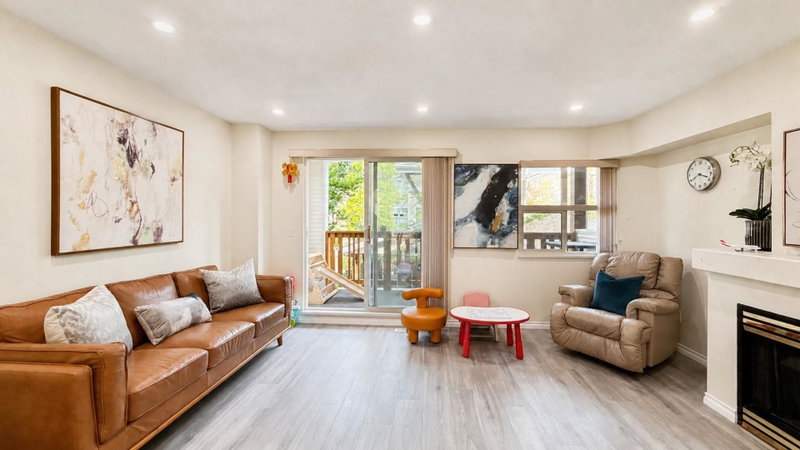 51 - 7111 Lynnwood Drive