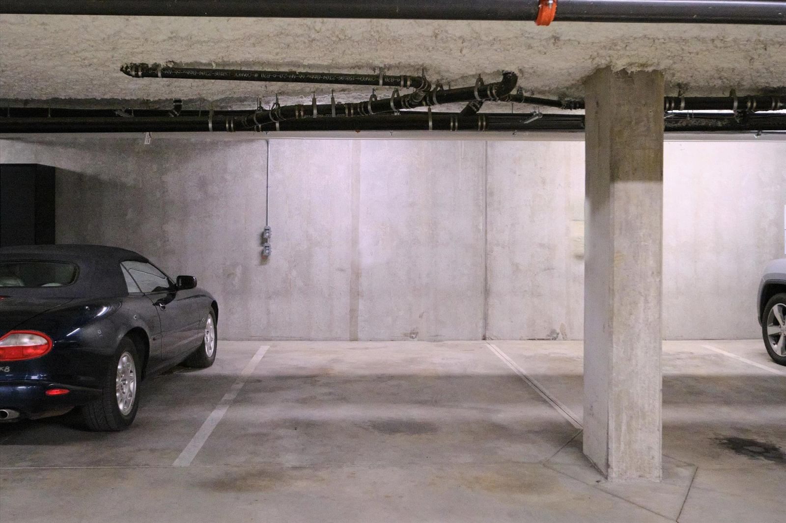 Listing Image 17