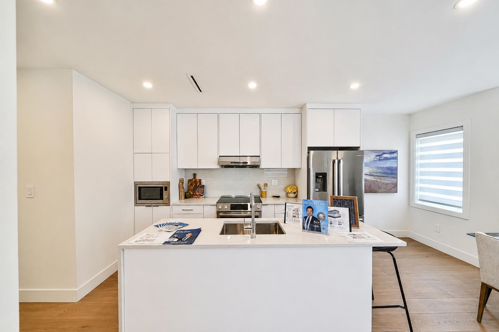 Listing Image 14