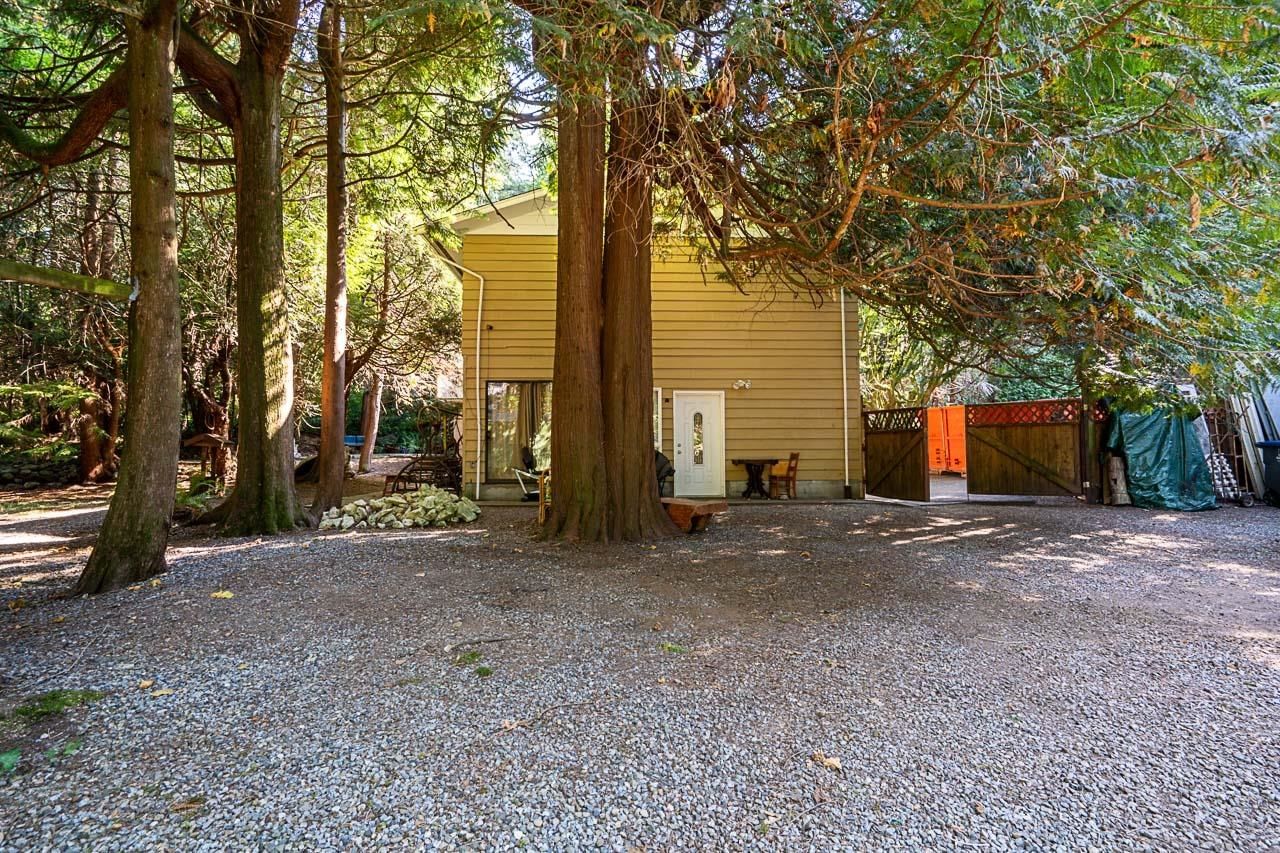 Listing Image 11