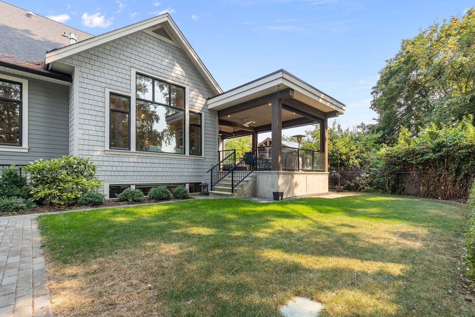 Listing Image 23