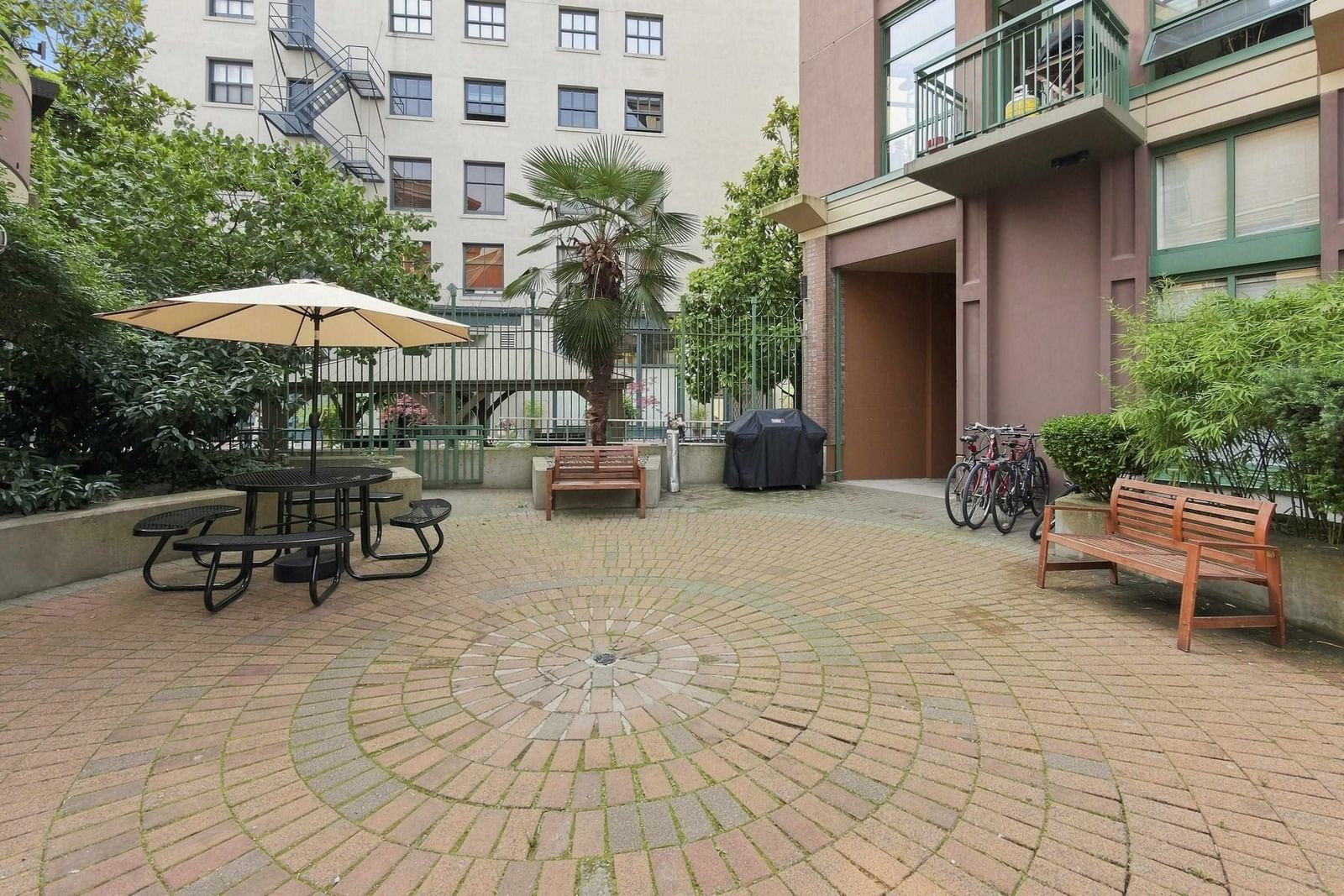 Listing Image 21