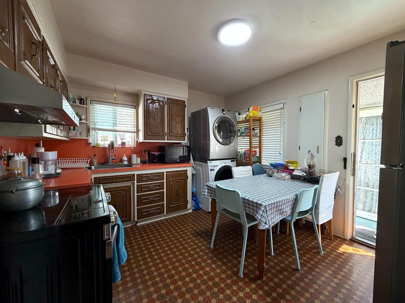Listing Image 12