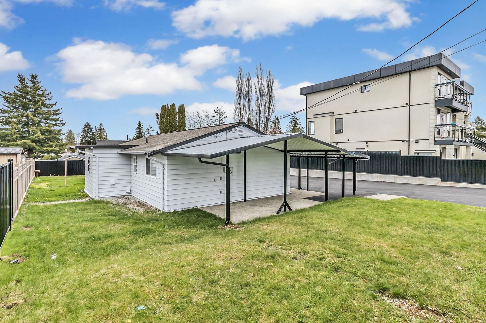 Listing Image 23