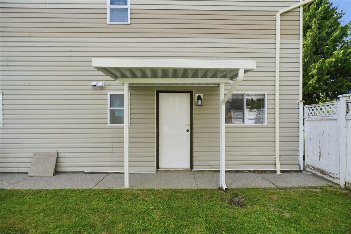 Listing Image 28