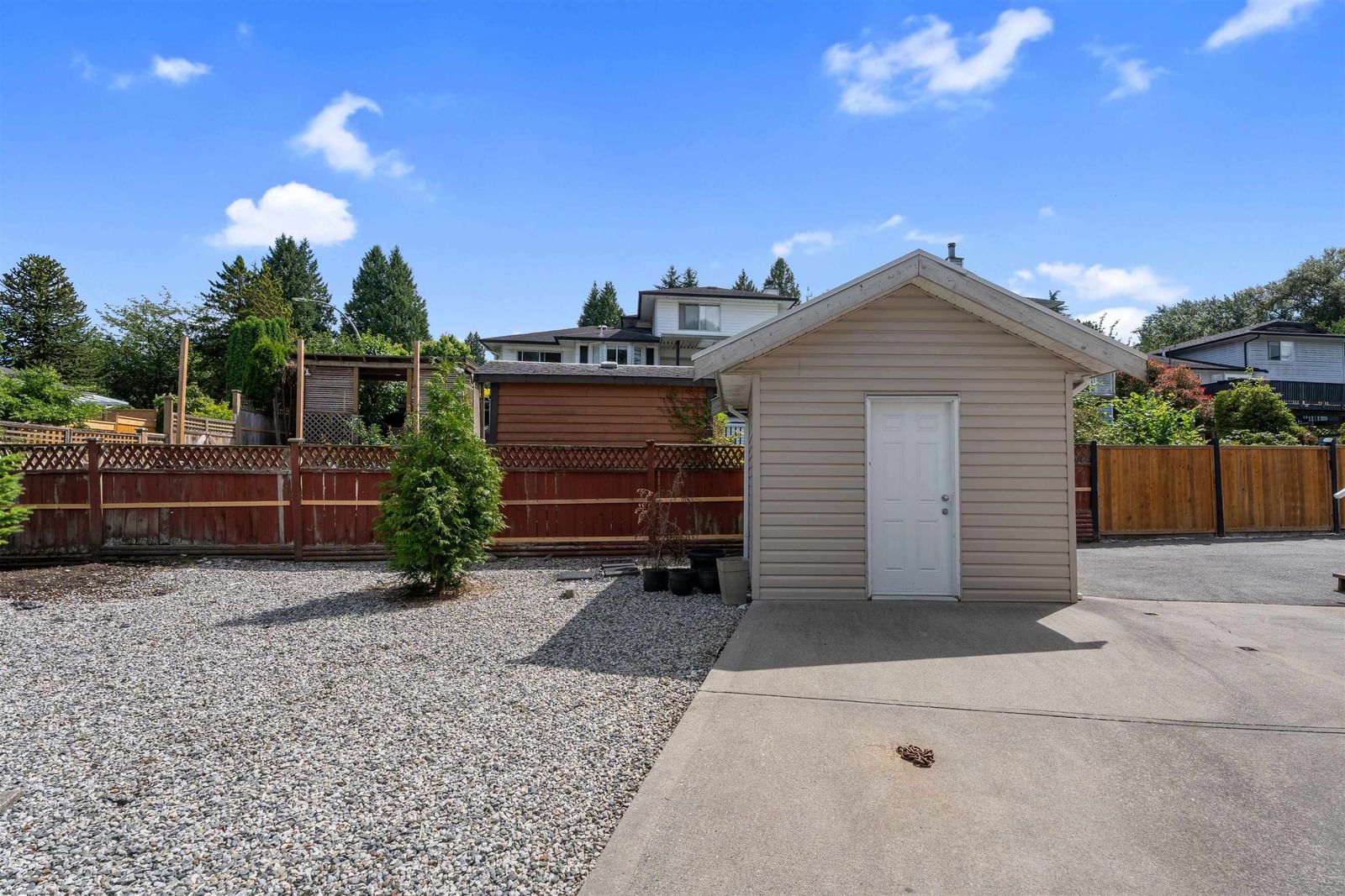 Listing Image 24