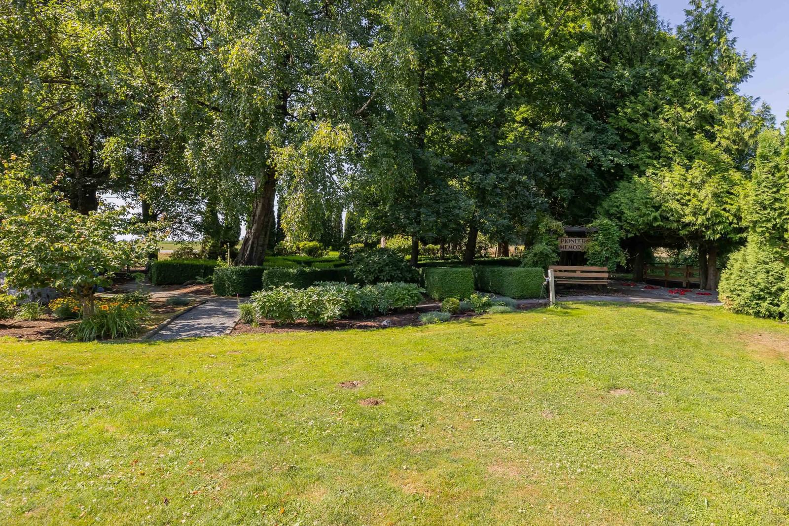 Listing Image 36