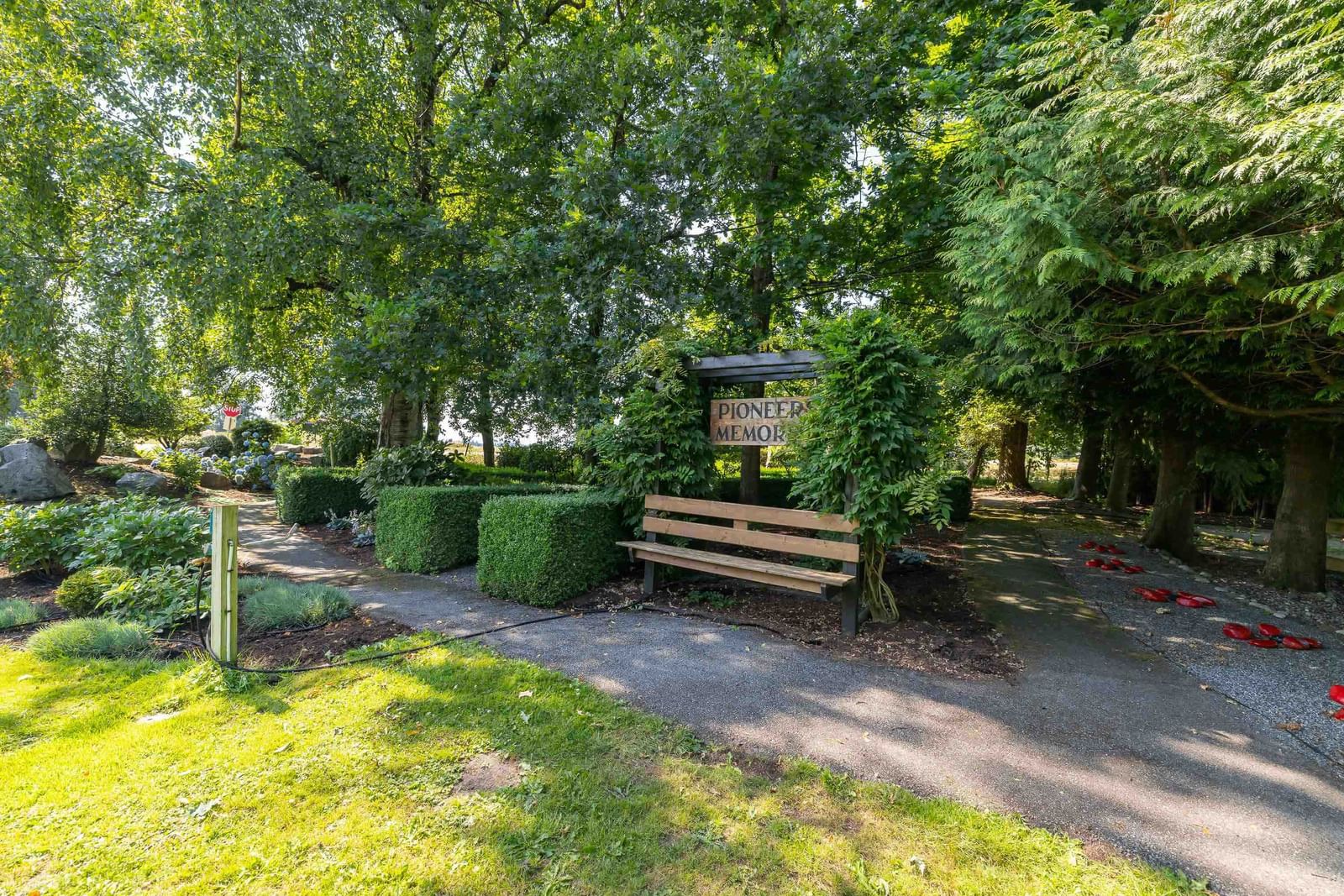 Listing Image 37
