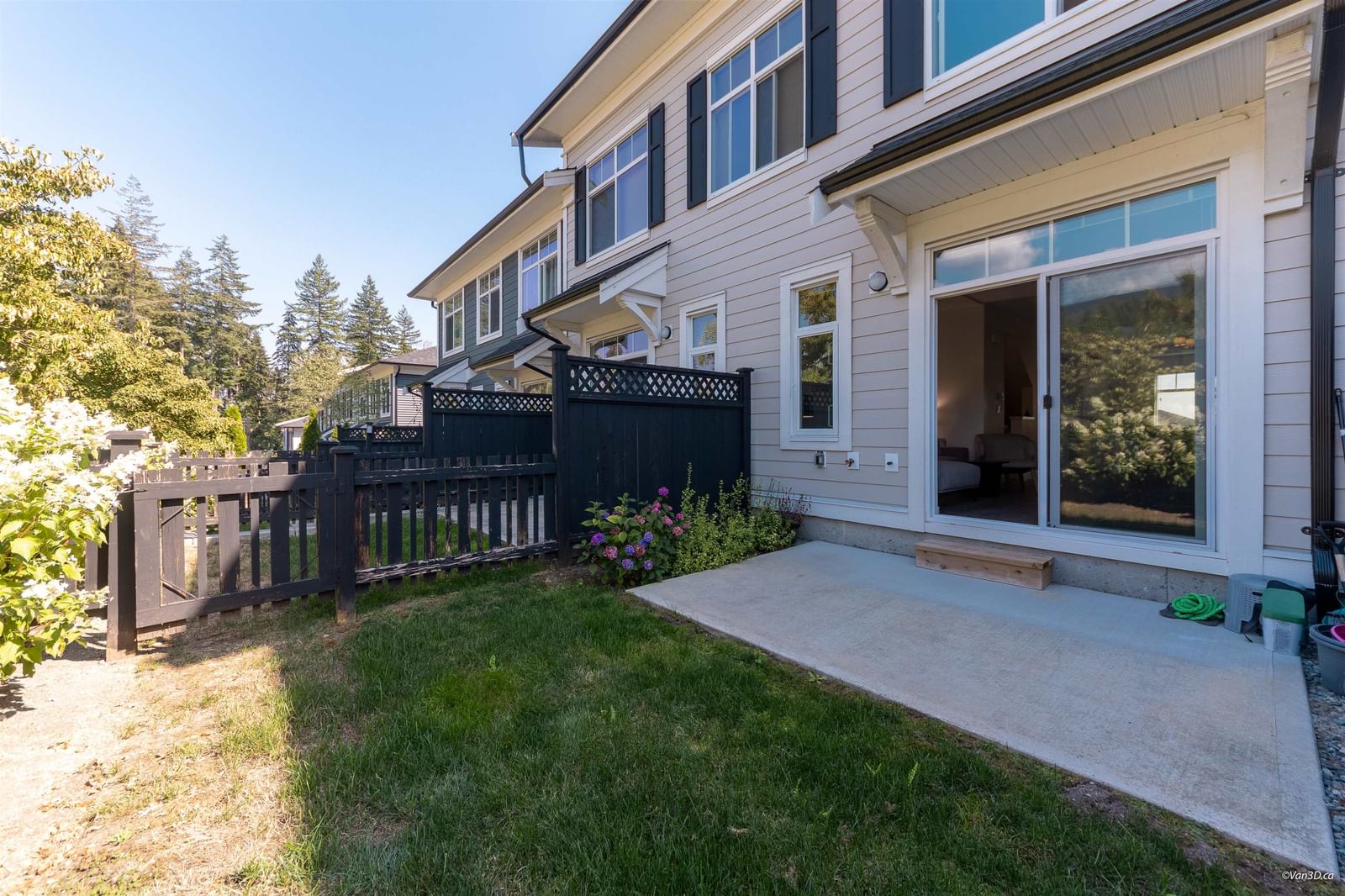 Listing Image 17