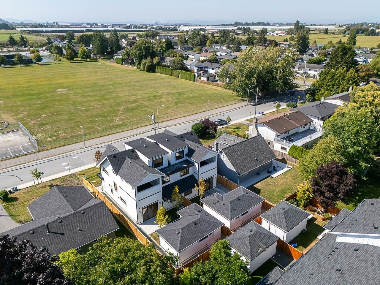 Listing Image 34