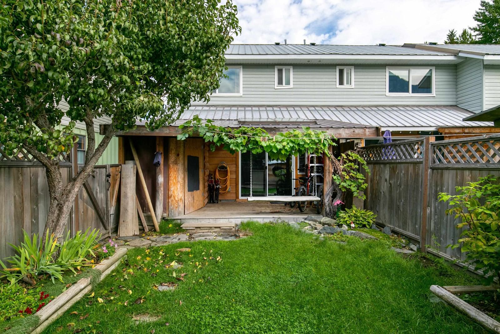 Listing Image 19