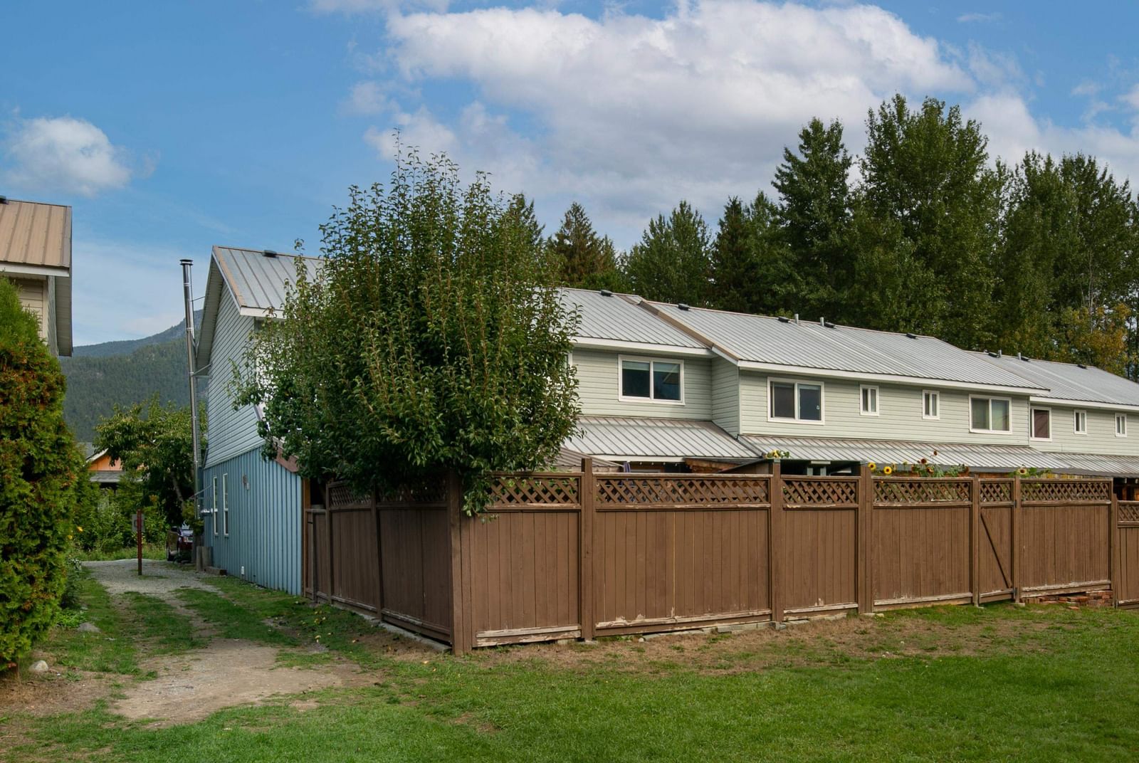 Listing Image 23