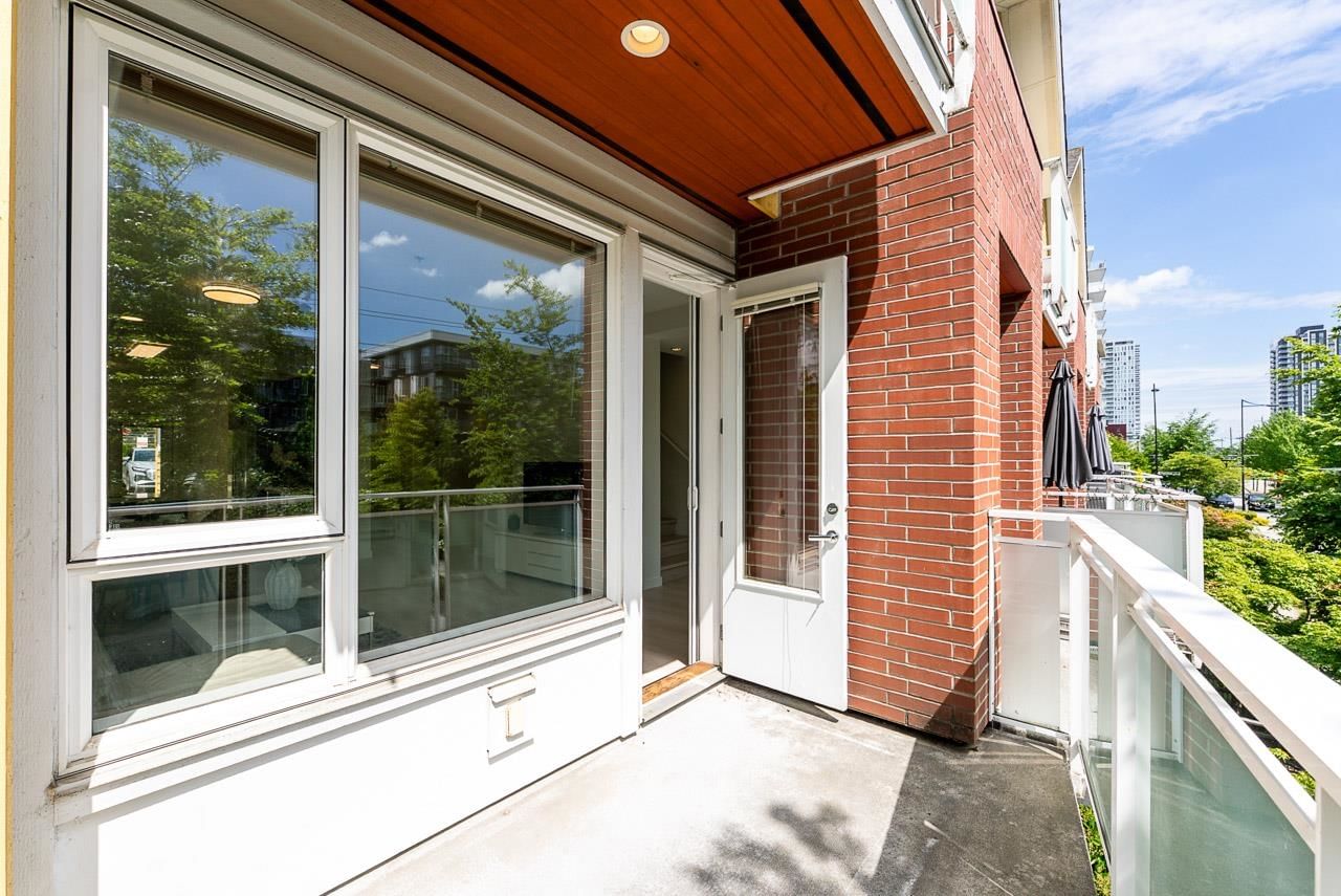 Listing Image 16
