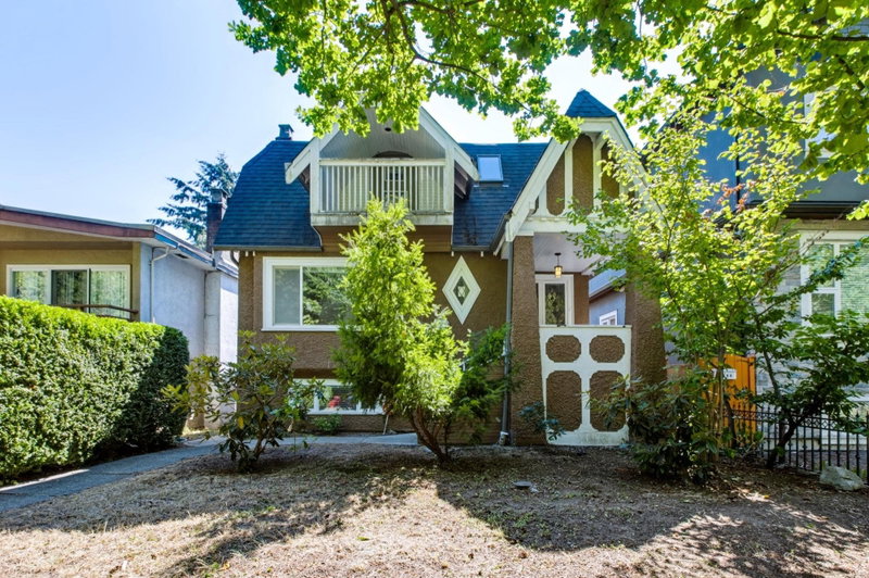 3888 15th Avenue W