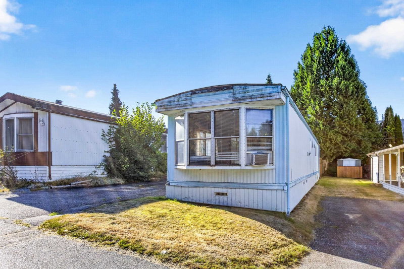 14 - 21163 Lougheed Highway