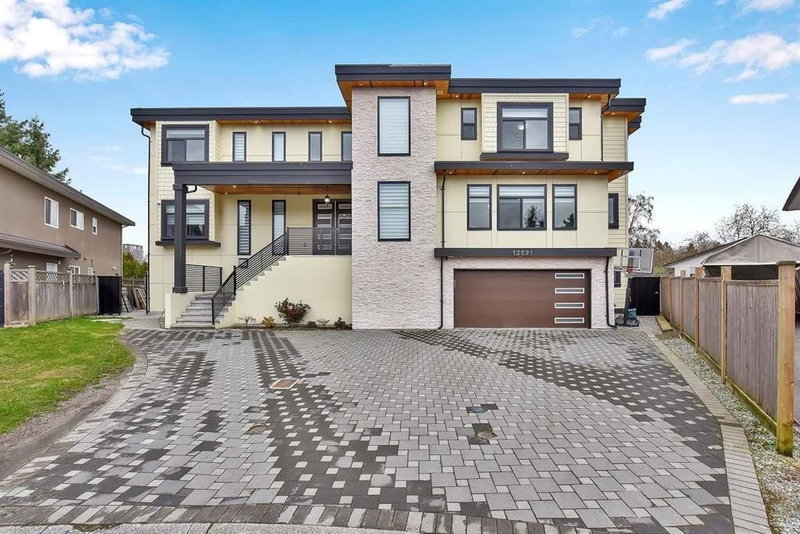 13291 Melville Place