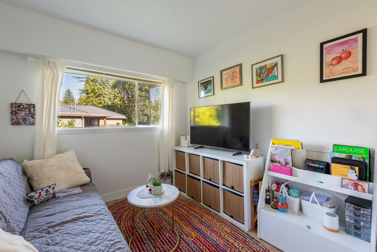 Listing Image 11