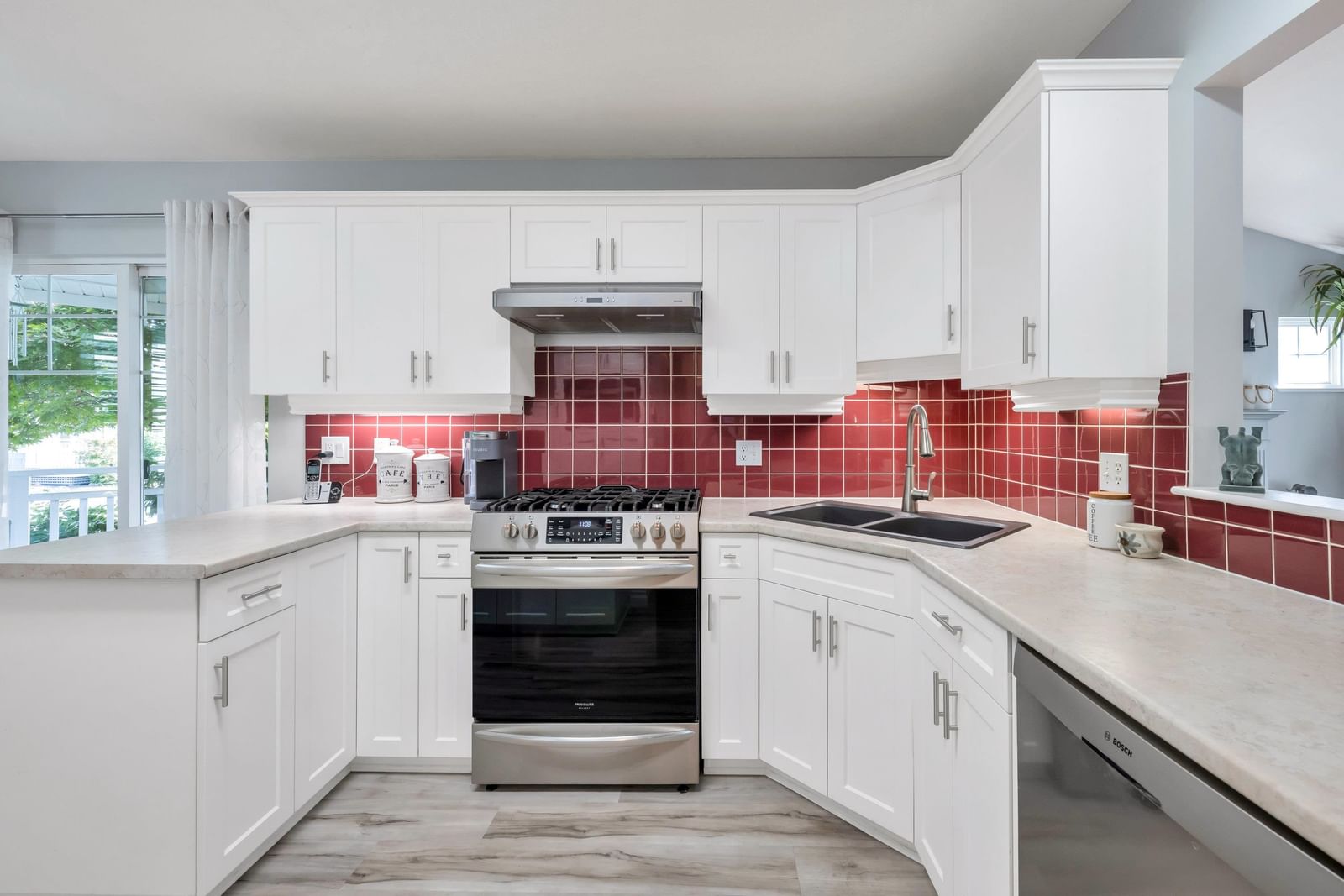Listing Image 15