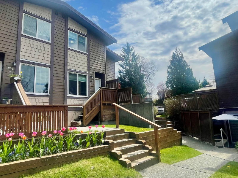 4 - 306 Highland Way