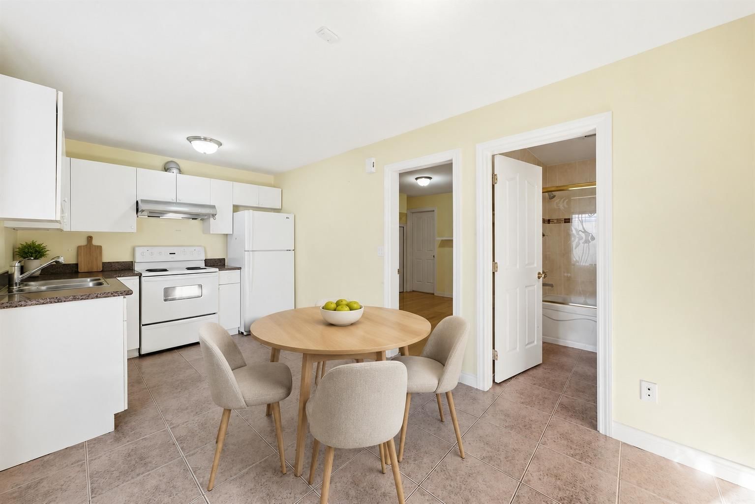 Listing Image 19