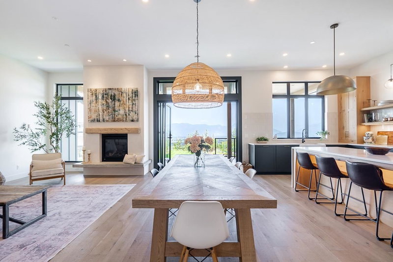 24 - 8295 Nixon Road
