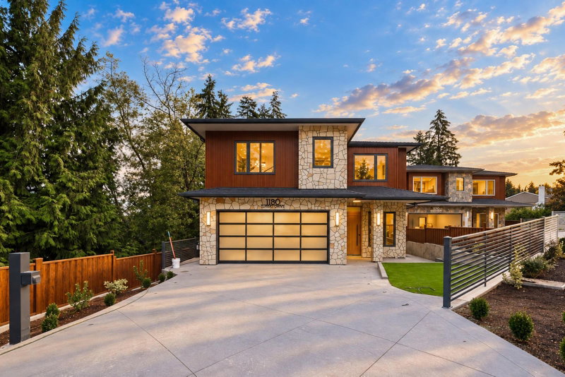 1180 Tuxedo Drive