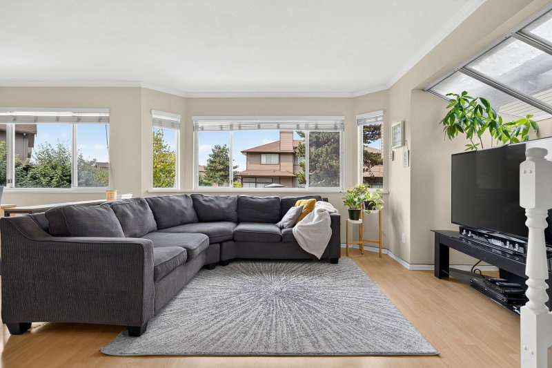48 - 5380 Smith Drive