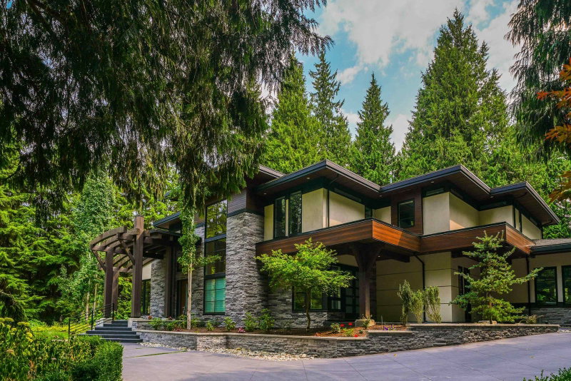 13262 Woodcrest Drive