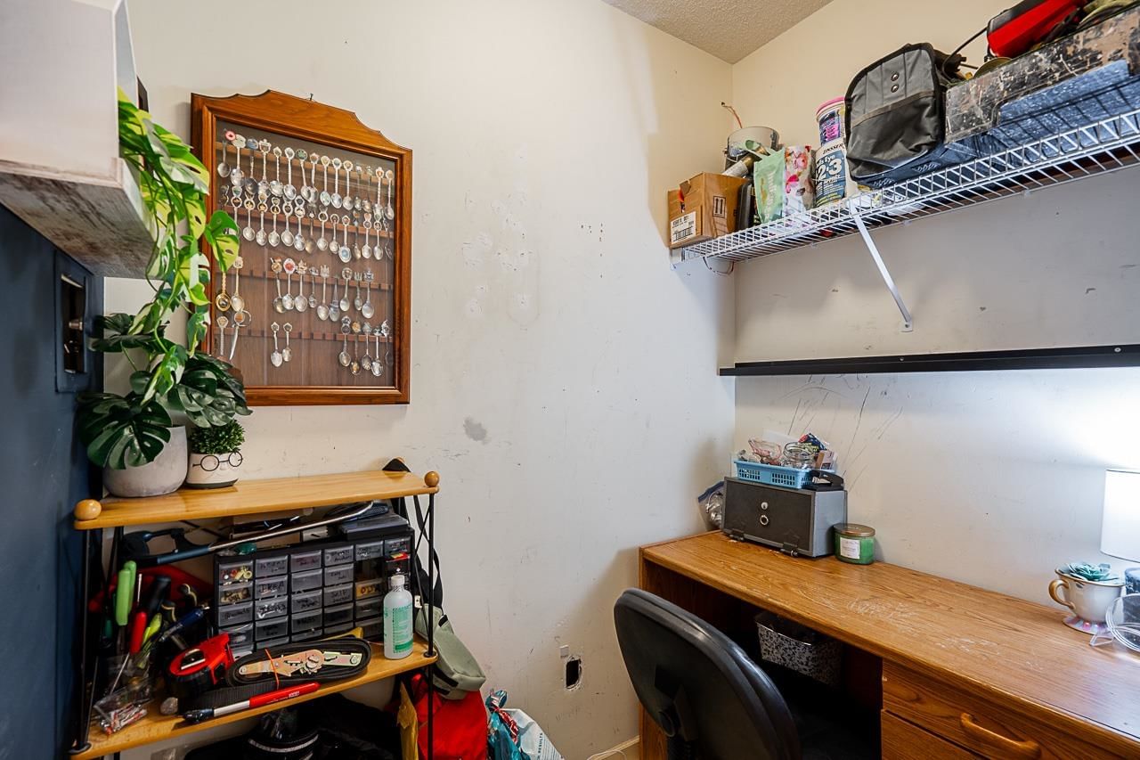 Listing Image 27
