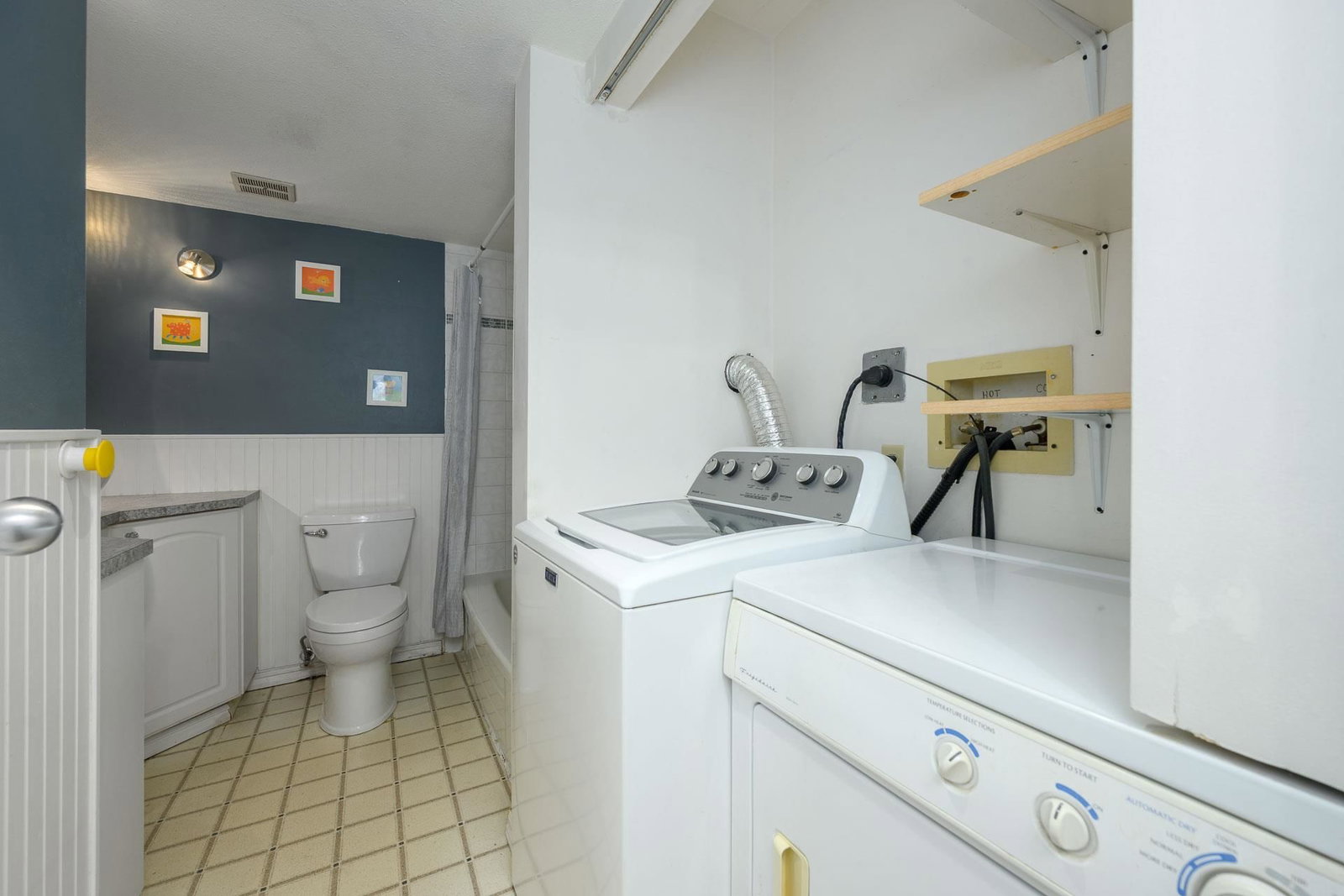 Listing Image 17