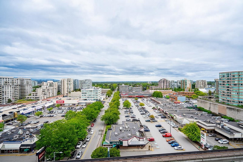 1607 - 7988 Ackroyd Road