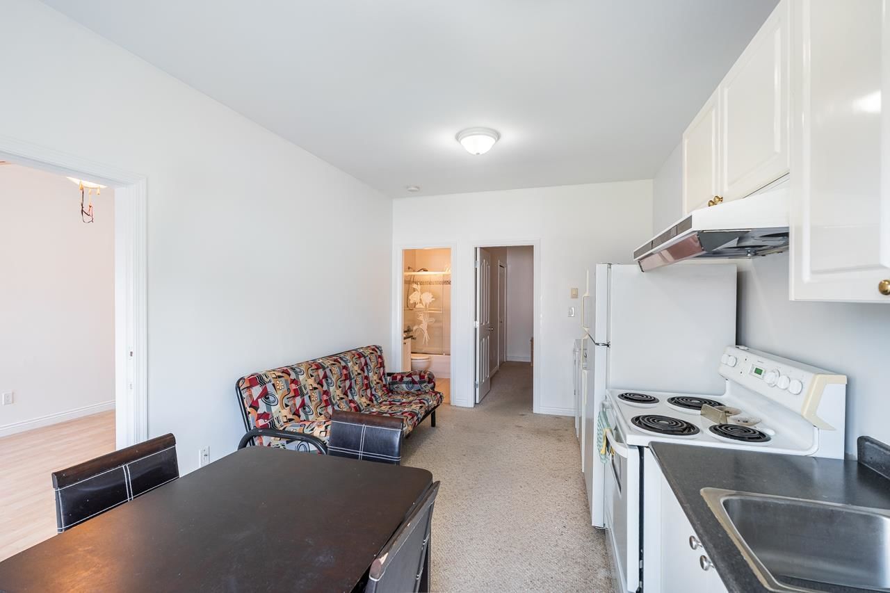 Listing Image 18