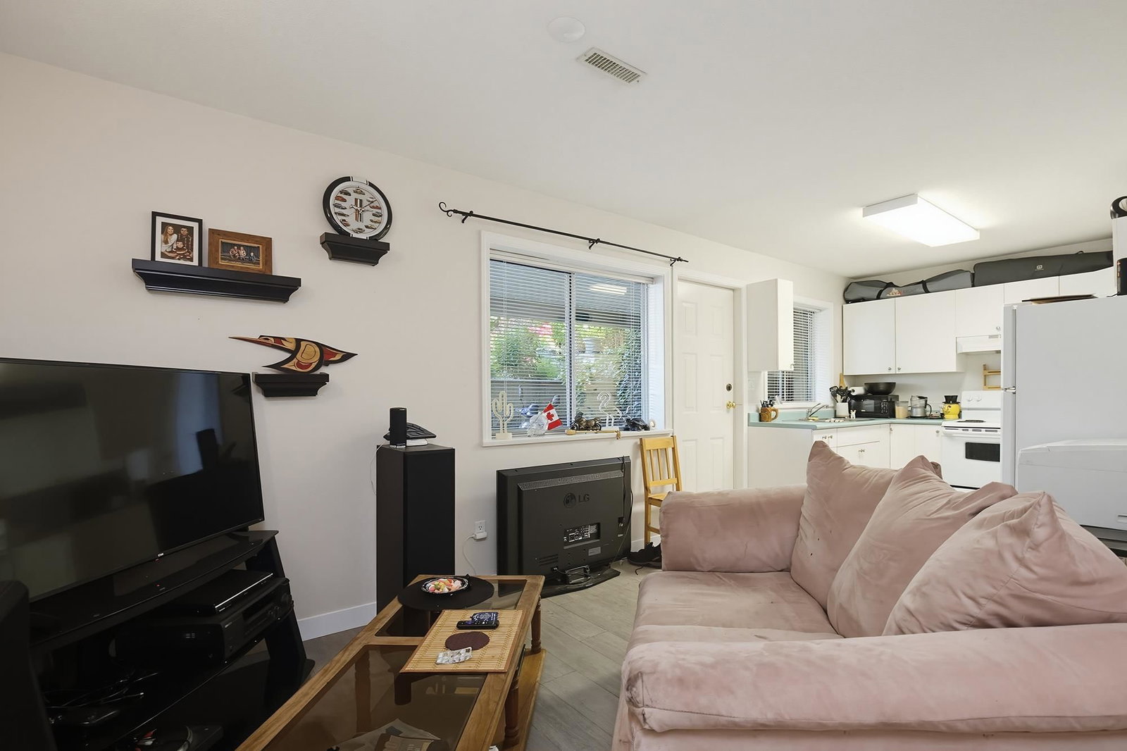 Listing Image 37