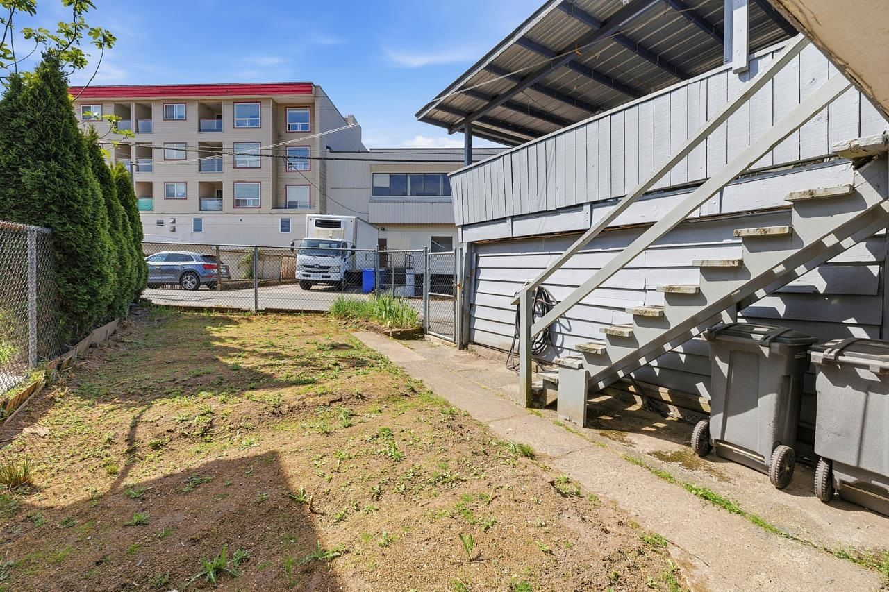 Listing Image 23