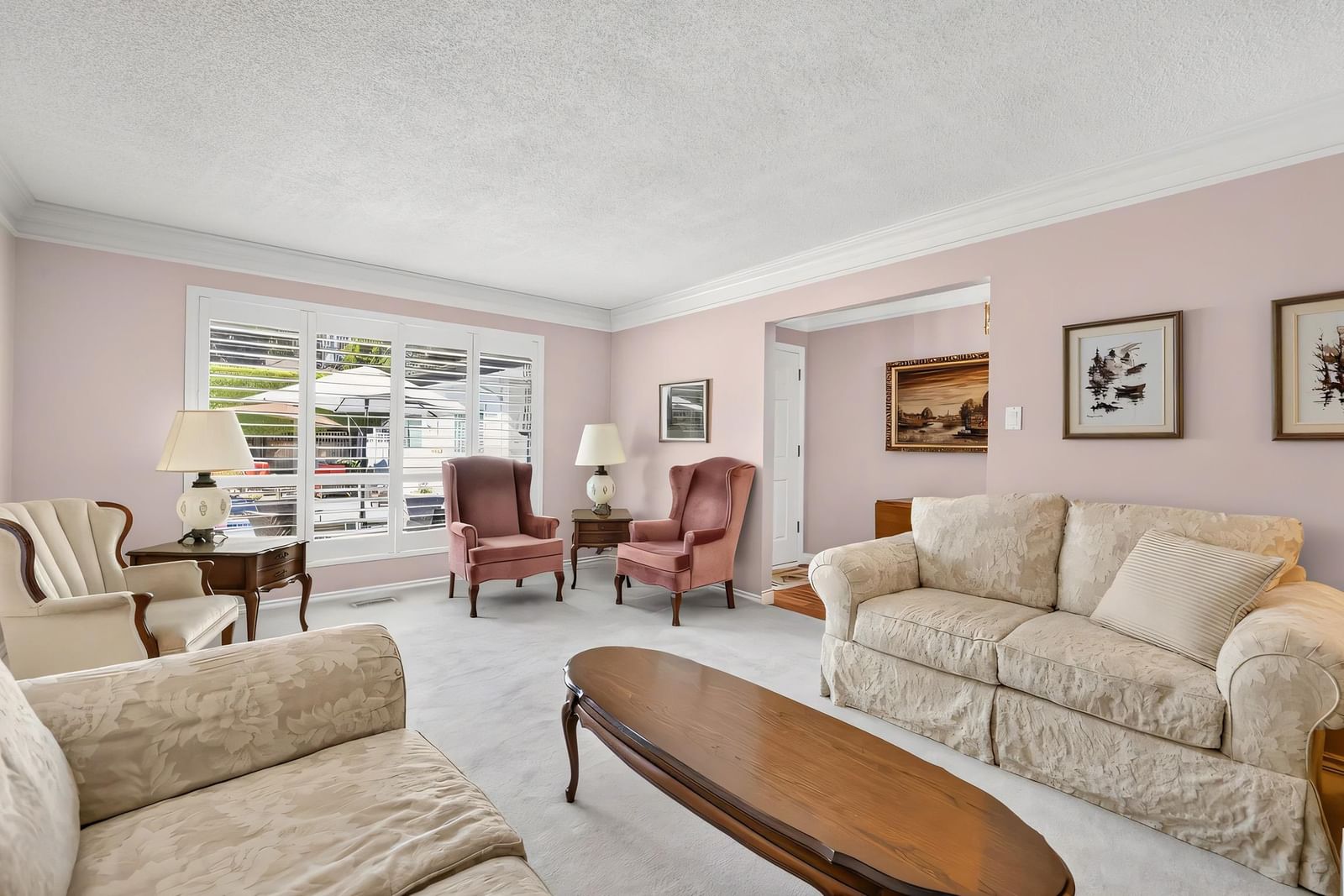Listing Image 6
