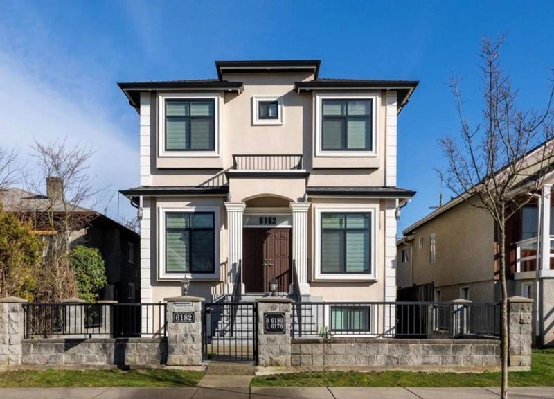 6182 Commercial Street