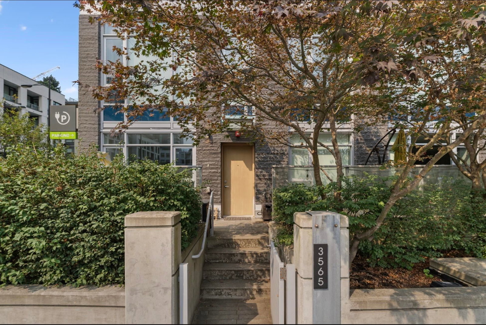 Listing Image 22