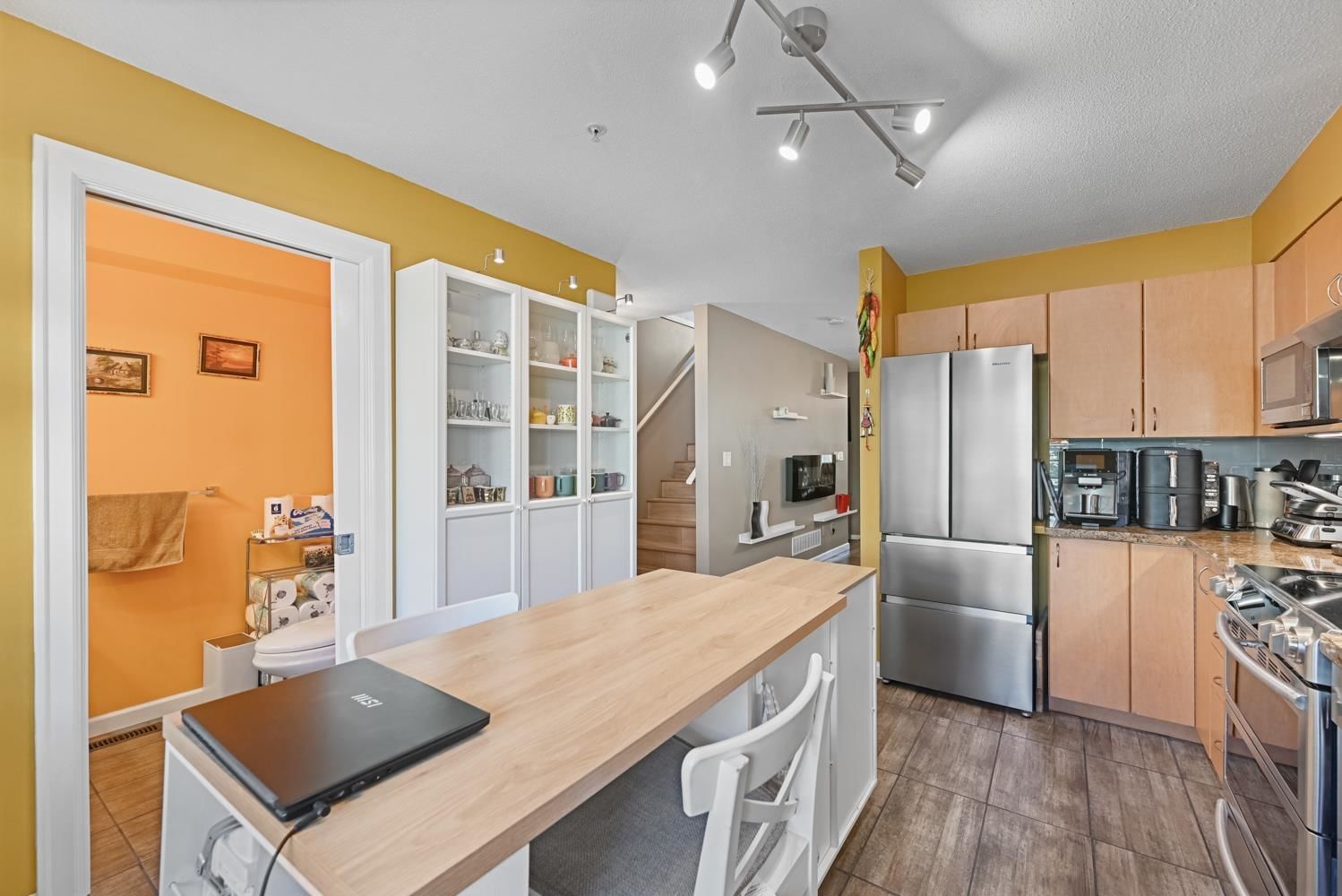 Listing Image 13