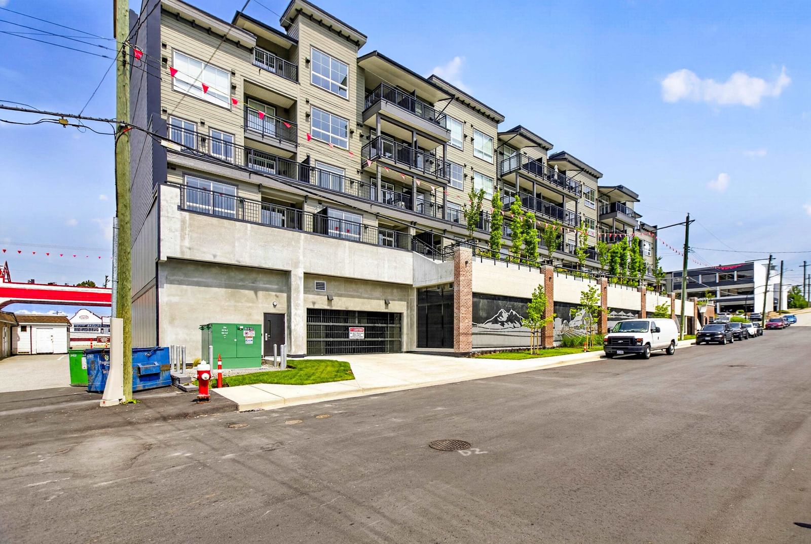 Listing Image 21