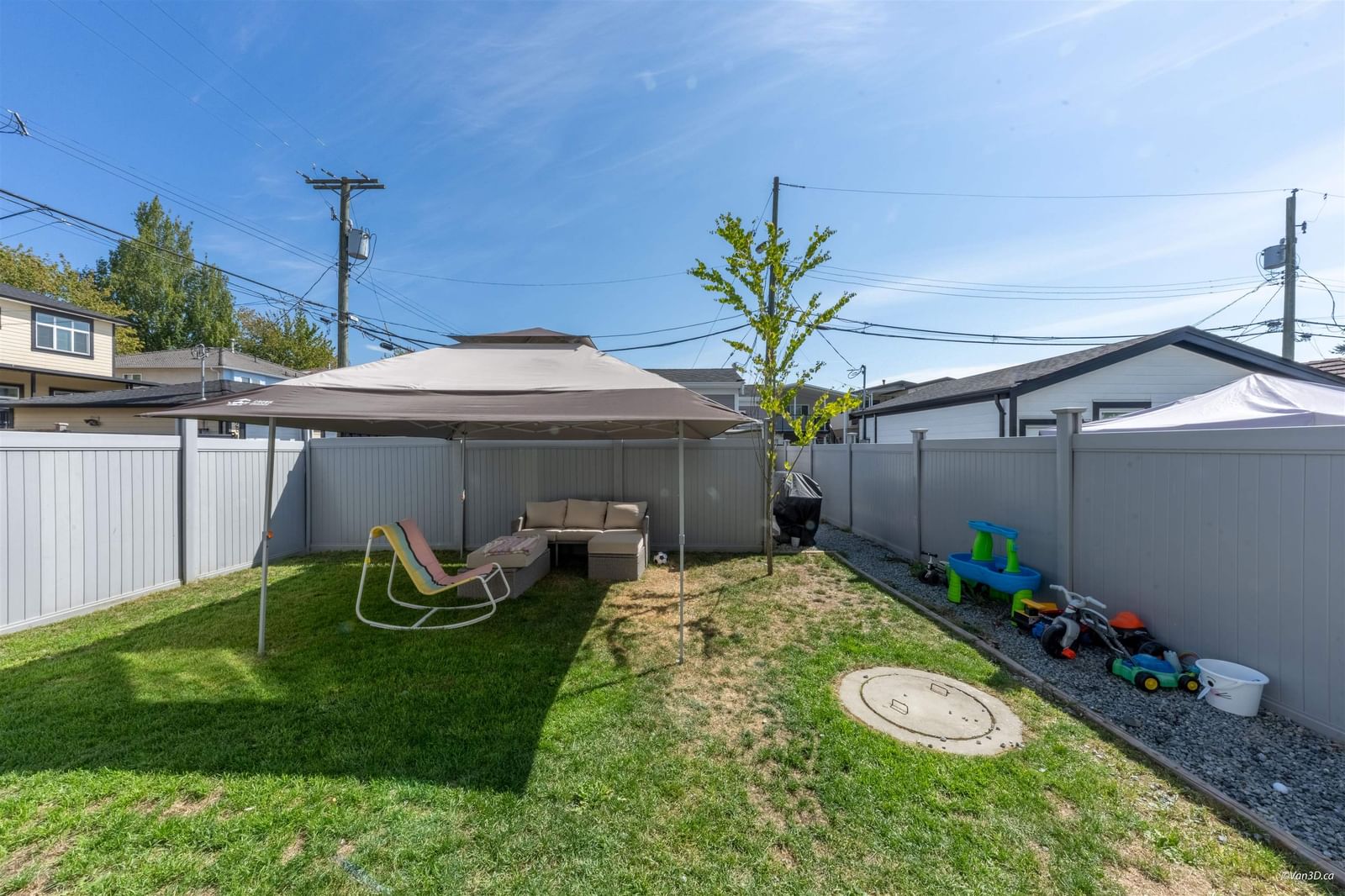 Listing Image 10