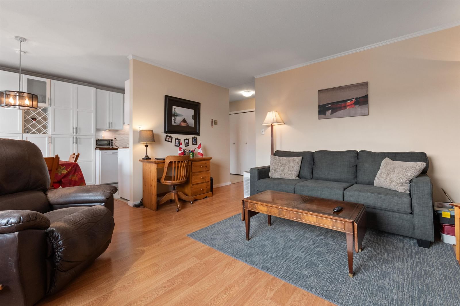 Listing Image 18