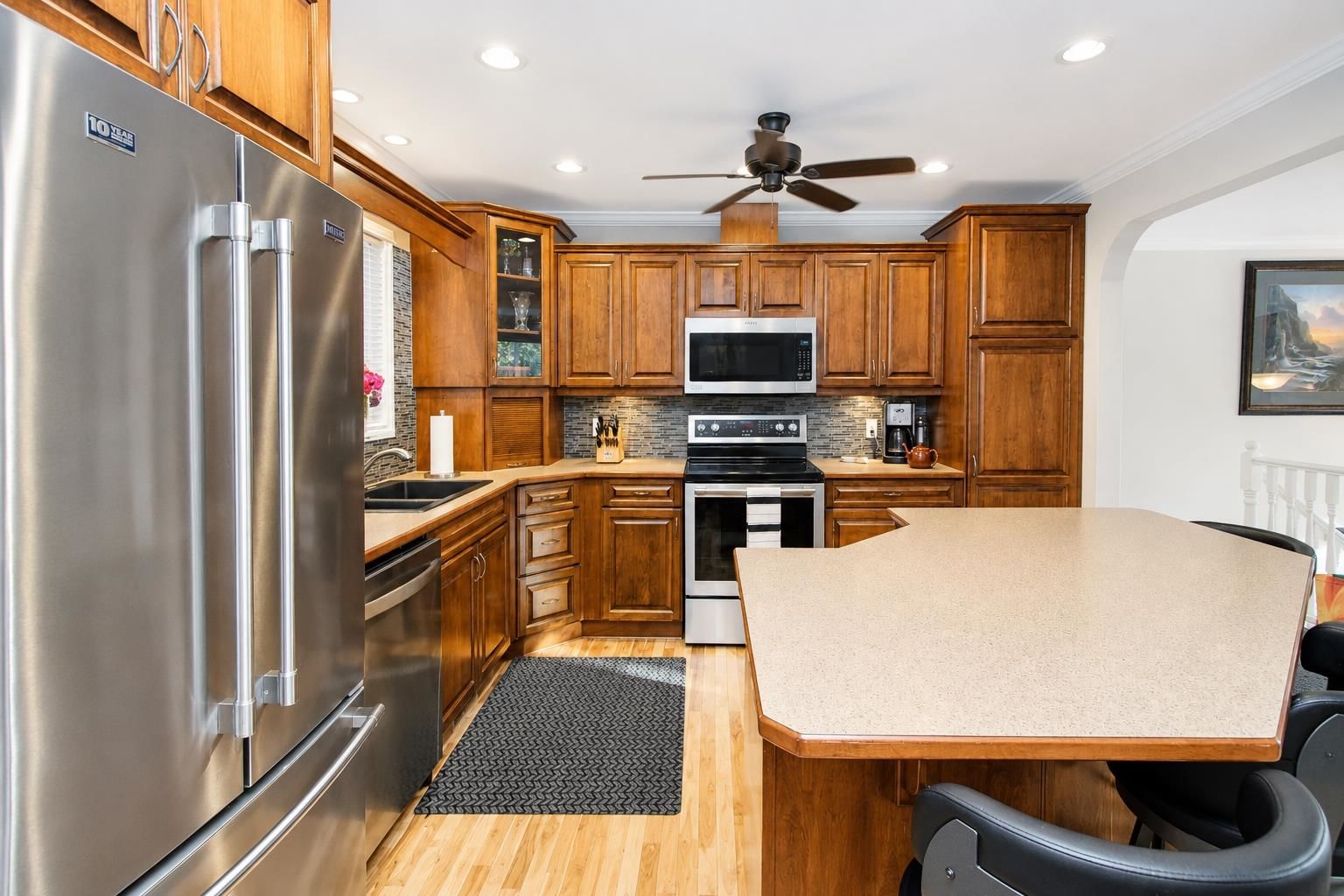 Listing Image 6