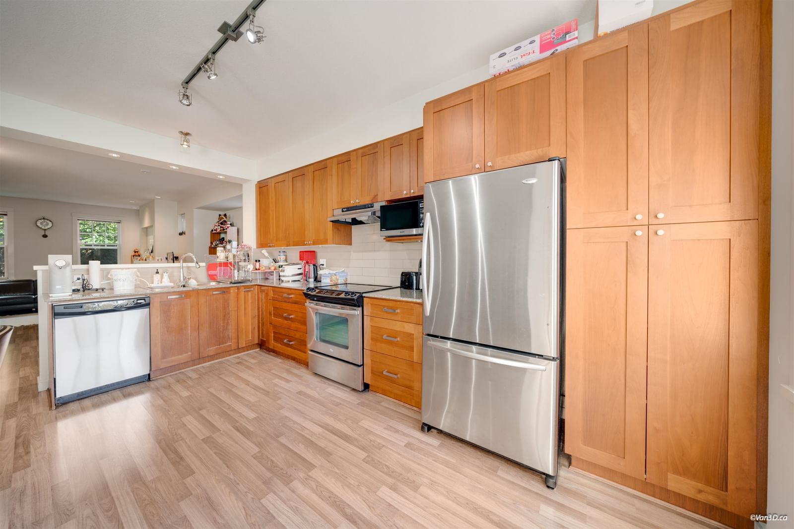 Listing Image 14
