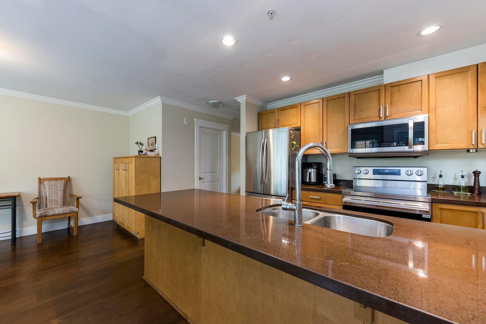 Listing Image 18