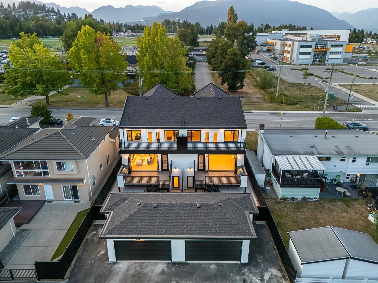 Listing Image 33