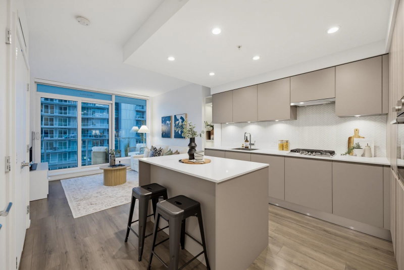 1511 - 3833 Evergreen Place